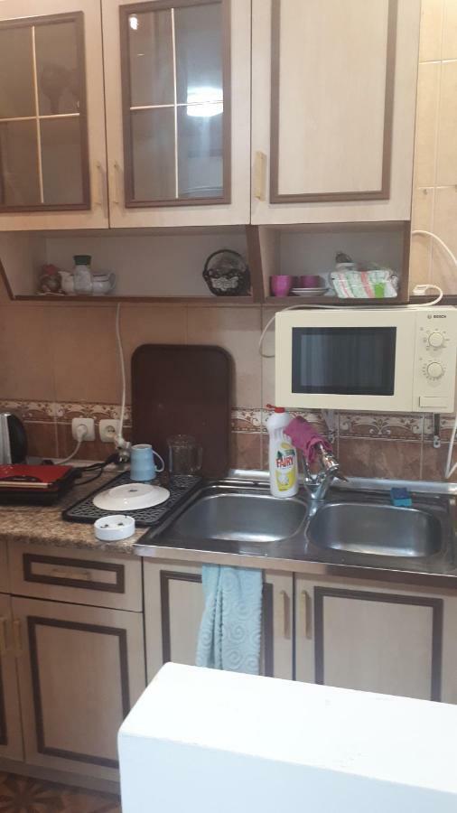 Enjoy The Hostel Батумі Екстер'єр фото